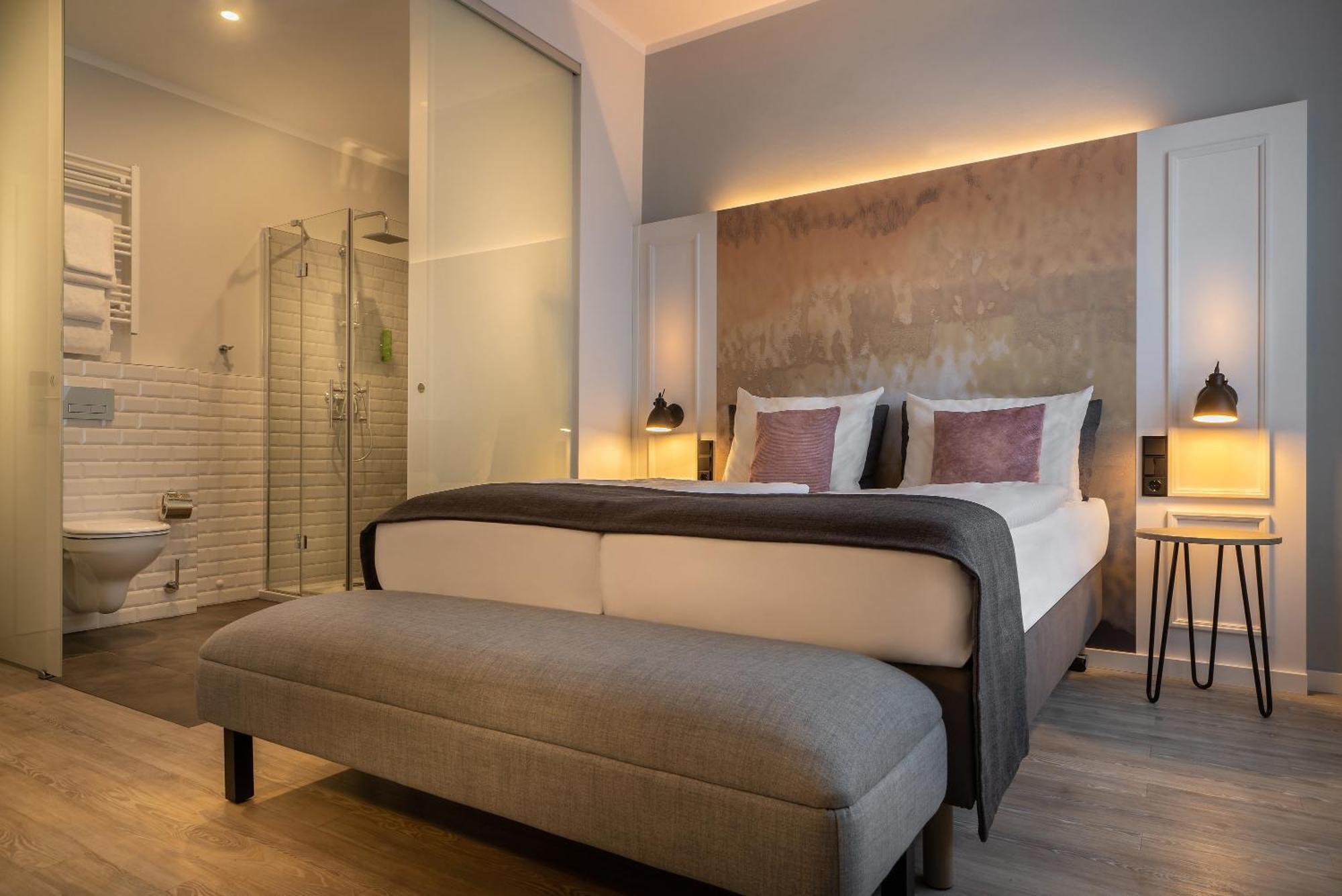Yggotel Ravn Hotel 3*